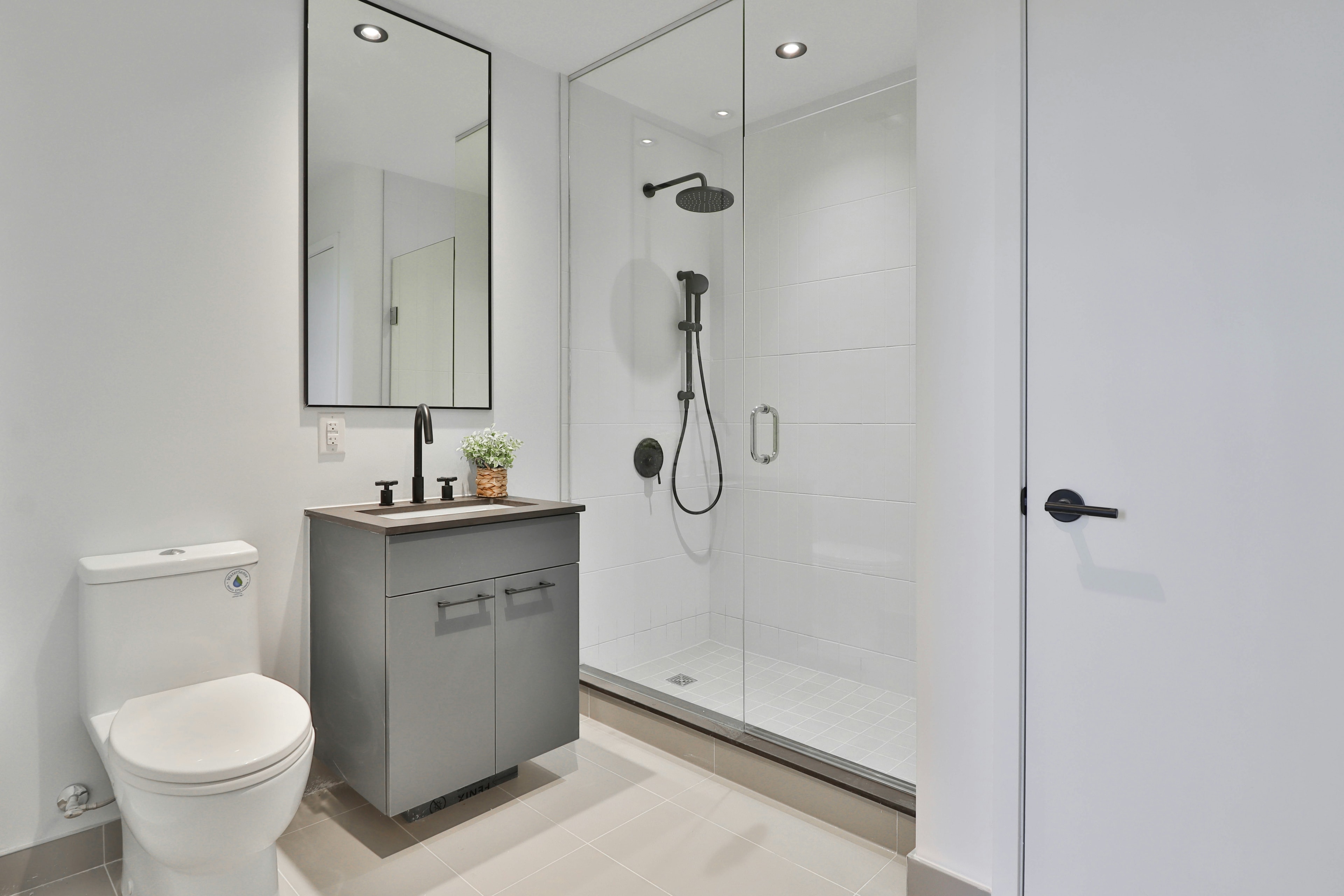 Seal Cycle Pro luxury wet area showcase 1
